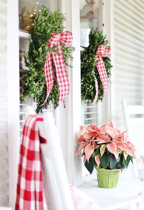 Tour of a Vintage Christmas Cottage - Thistlewood Farm Cottage Outdoor Christmas Decor, Red And White Christmas Porch Ideas, Red Gingham Christmas Decor, Red And White Christmas Wreaths, Country Christmas Porch, Farmhouse Christmas Front Porch, Christmas Cottage Decor, Red Gingham Christmas, Farmhouse Christmas Porch