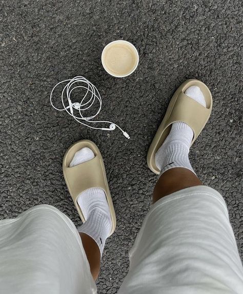 Shoe Selfie Aesthetic, Shoe Selfie, Cloud Slides, Man Pillow, Shower Shoes, Fashion Shoes Sandals, Slides For Women, Slides Slippers, Computer Sticker