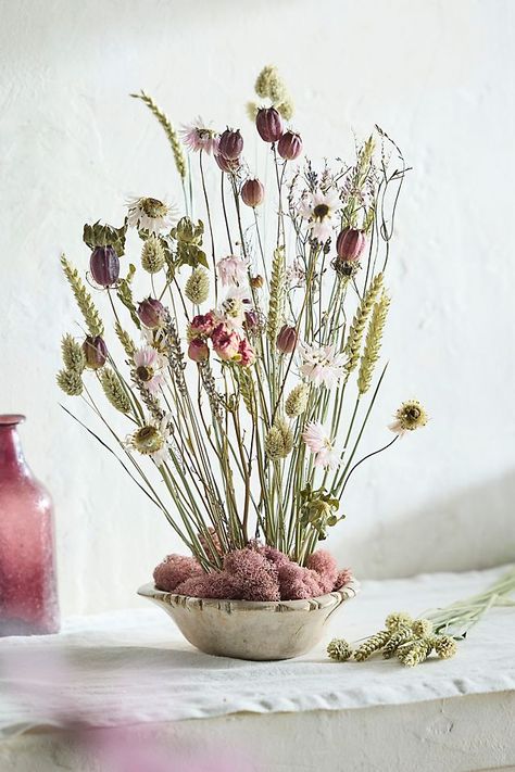 Dried Dutch Field Mix Bouquet, Pink Dry Flower Centerpieces Wedding, Wedding Bouquet Alternatives Unique, Dried Ranunculus, Dried Flower Arrangements Vase, Dried Flower Centerpiece Wedding, Small Dried Flower Arrangements, Whimsical Flower Arrangements, Dried Flower Wedding Decor, Desert Florals