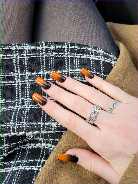 Orange And Black Ombre Nails Halloween, Black And Orange Nails Almond Shape, Black Orange Ombre Nails, Black And Orange French Nails, Black And Orange Ombré Nails, Black To Orange Ombre Nails, Orange Black Ombre Nails, Black Nails Orange Tips, Orange White And Black Nails