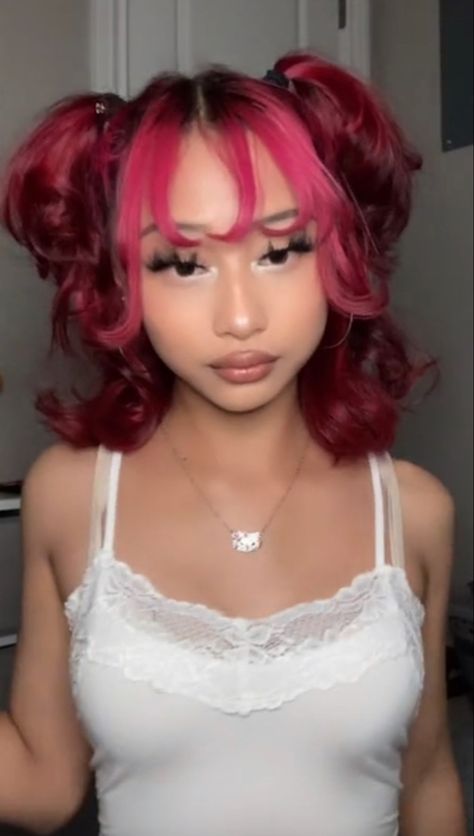 Cute Red Hair Styles, Y2k Hairstyles 4c Curly Hair, Prom Hair Ideas For Short Hair With Bangs, Dark Pink Hair With Bangs, Pink And Red Y2k Outfits, Hair Inspo Color Shoulder Length, Hairstyles For Medium Length Hair And Bangs, Alternative Prom Hair, Hair Dye Ideas Shoulder Length