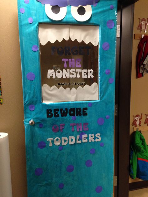 Halloween Toddler Classroom Door Ideas, Daycare Doors Ideas, Infant Door Decorations, Fall Door Decorations Contest, Halloween Door Contest Ideas Preschool, Daycare Halloween Costumes, Door Ideas For Daycare, Back To School Daycare Door Ideas, Halloween Toddler Door Ideas