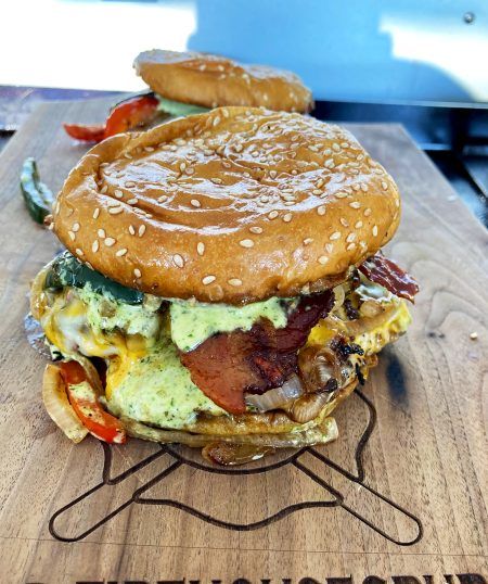 Jalapeño Bacon Ranch Smashburger | Tony Chachere's Burger With Pickled Onions, Mexican Smash Burger, Jalapeno Bacon Burger, Gourmet Smash Burger, Jalapeño Burger, Best Smash Burger Recipe, Ranch Burgers, Jalapeno Burger, Bacon Seasoning