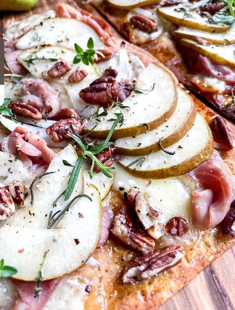 Pear and Prosciutto Flatbread with Honey, Pecans, Brie Cheese, Thyme and Rosemary Brie Flatbread, Pear And Prosciutto, Prosciutto Flatbread, Honey Pecans, Pear Brie, Roasted Pear, Pear Tart, Cheese Wrap, Squash Casserole