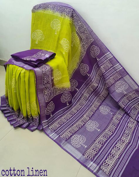 Linen Cotton Sarees, Mulmul Cotton Sarees, Saree Painting Designs, Cotton Saree Blouse, Cotton Sarees Online, Ajrakh Prints, Cotton Saree Designs, Silk Saree Banarasi, Linen Sarees