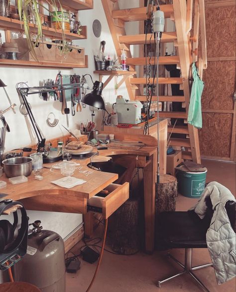 Silversmith Workbench, Jewelry Workshop Studio, Jeweler Bench, Jewelers Studio, Silversmith Workshop, Silversmith Studio, Manifesting Career, Jewelry Studio Space, Jewelry Studio Organization