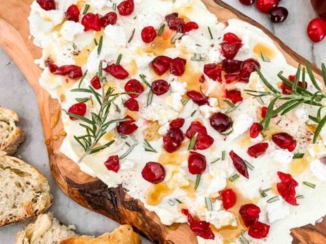 Cranberry Butter Board, Christmas Butter Boards, Christmas Vegetarian, Butter Boards, Dipped Pots, Cranberry Butter, Butter Board, Rosemary Bread, Rustic Bread