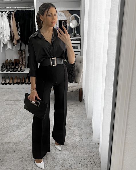 Women Black Button Up Outfit, Black Button Up Work Outfit, Black Pants Heels Outfit, Black Shirt Office Outfit, Wide Black Belt Outfit, Satin Black Shirt Outfit Women, Black Shirt Women Outfit Classy, Black Pants With Heels Outfit, Black Satin Button Up