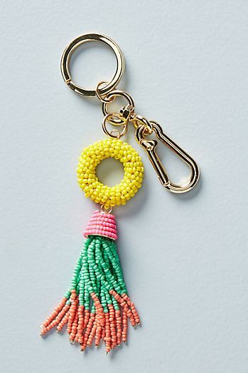 Panama Beaded Keychain Caribeener Keychain, Beaded Keychain, Acrylic Keychains, Diy Keychain, Book Stationery, Quirky Gifts, Beaded Keychains, Car Charms, Leather Keychain