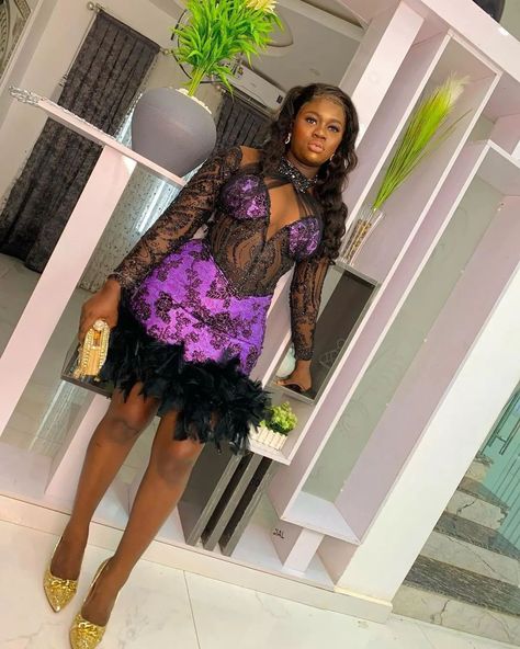 Short Asoebi Styles Lace Classy, Short Asoebi Styles, Short Gown Lace Asoebi Styles, Asoebi Styles Lace Classy, Asoebi Styles Lace, Sweet Compliments, Lace Asoebi, Lace Asoebi Styles, Lace Dress Classy