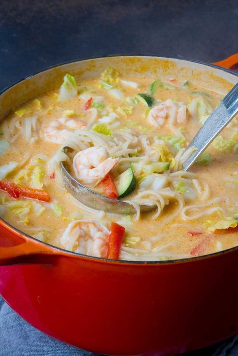 Shrimp Cabbage, Shrimp Rice Noodles, Thai Noodle Soups, Thai Coconut Soup, Shrimp Rice, Shrimp And Vegetables, Thai Noodles, Shrimp Recipes For Dinner, Coconut Soup