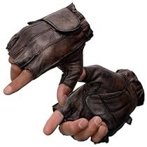 Fingerless Gloves Men, Fingerless Leather Gloves, Biker Gloves, Mens Riding Boots, Women Leather Vest, Brown Leather Gloves, Leather Jacket Men Style, Baldurs Gate, Cold Weather Gloves