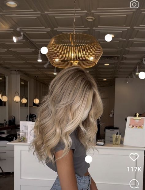 Bronde Balayage On Blonde Hair, Natural Blondes For Fall, Bright Blonde With Brown Lowlights, Bleach Blonde Hair With Brown Highlights, Full Dimensional Highlights Blonde, Beige Blonde With Dark Roots, Darker Ash Blonde Hair, Oat Blonde Hair, Blonde Color Correction