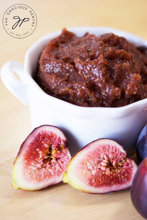 Fruit Butter Recipes, Fig Recipes Fresh, Fig Butter, Fruit Butter, Fruit Butters, Holiday Fruit, Fig Recipes, Fine Dining Recipes, Canned Goods