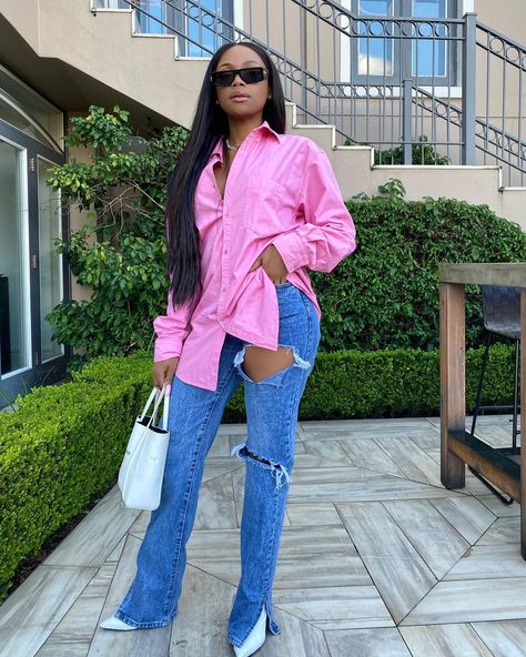 Bonang Matheba on Instagram: “....late lunch. 💗” Bonang Matheba, High Waisted Ripped Jeans, Classy Casual Outfits, Classy Casual, Married Woman, Casual Chic Outfit, Vacation Outfits, Pink Shirt, Outfits Summer