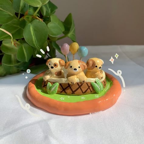 Things To Make From Clay, Small Clay Crafts, Puppy Basket, Clay Trinket Dish, Easy Clay Sculptures, Clay Items, Diy Air Dry Clay, Sculpture Art Clay, Clay Diy Projects