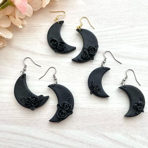 Black on black! Black rose moons they are a staple favourite! I offer silver or gold hooks and two different sizes. Clip on also available! Clay Artist, Gold Hooks, Witchy Jewelry, Fairy Doors, Black On Black, Book Shelf, Floral Earrings, Clay Creations, Clay Beads