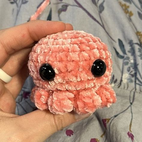 Crochet plushies Crochet Amigurumi Free Patterns Octopus, Crochet Mini Octopus Tutorial, Crochet Stuffed Animals Chenille, Mini Octopus Crochet Pattern No Sew, Crochet Octopus Plushie Free Pattern, Crochet Cute Octopus, Free Mini Octopus Crochet Pattern, Crochet Plush Octopus Free Pattern, Small No Sew Crochet Animals