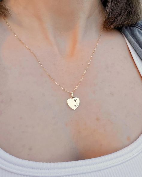 🐾 Hello doglovers! ✨ Our lovely heart with paw prints charm in 10k gold is back in stock. Get yours! Paw Print Charm, Paw Prints, Back In Stock, 10k Gold, Paw Print, Gold, Quick Saves