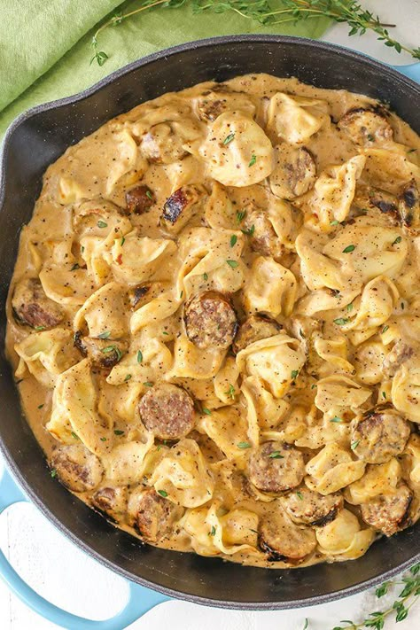 Sausage Tortellini Alfredo, Food Alfredo, Pasta Recipes Video, Easy Pasta Dinner Recipes, Tortellini Alfredo, Sausage Dinner, Sausage Tortellini, Pasta Recipes Alfredo, Pasta Alfredo