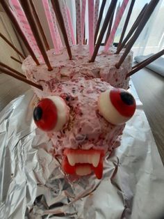 Cute Small Cakes, Terrible Cakes, Waterfall Cave, Goofy Cake, Ugly Cake, Groovy Cake, Cake Meme, Bad Cakes, Scary Cakes