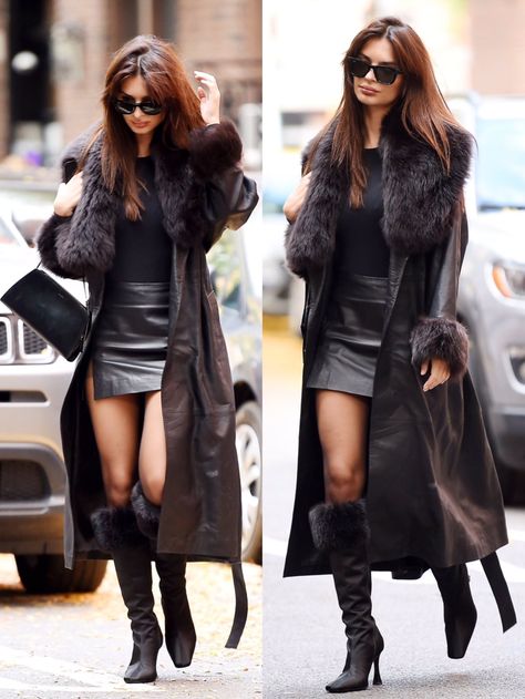 this look of emrata, absolutely in love Fur Coat Outfit, Paris Outfits, Style Inspiration Fall, Fur Coats, Lookbook Outfits, Winter Fashion Outfits, Fall Winter Outfits, Fashion Killa, Look Cool