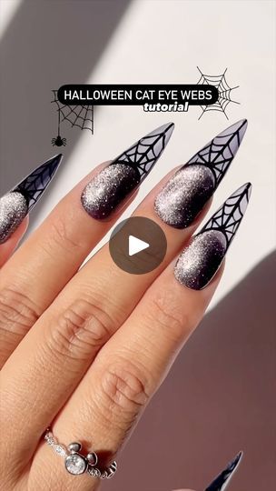 Web French Tip Nails, Easy Cat Eye, My 1st Halloween, 1st Halloween, Velvet Nails, Halloween Beauty, Halloween Tutorial, Nail Tutorial, Magnetic Nails