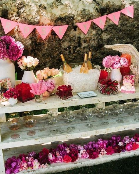 Steel Magnolias Party, Malibu Party, Rose Bar, Glam Party, Diy Roses, Party Bars, Summer Tables, Photo Of The Day, Pink Parties