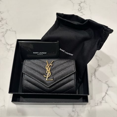 Authentic Yves Saint Laurent (Ysl) Wallet Black And Gold Brand New, Never Used Bought At Neiman’s But Return Window Closed Comes With Box And Bag Ysl Black On Black Bag, Yves Saint Laurent Purse, Ysl Wallet Aesthetic, Mini Ysl Bag, Yves Saint Laurent Wallet, Ysl Wallets, Yves Saint Laurent Aesthetic, Sac Yves Saint Laurent, Saint Laurent Aesthetic