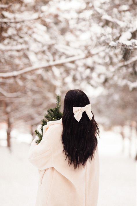 Flower Photoshoot, Beautiful Angels Pictures, Stylish Dpz, Cute Panda Wallpaper, Winter Photoshoot, Fancy Dresses Long, Winter Photos, Photoshoot Concept, Angel Pictures