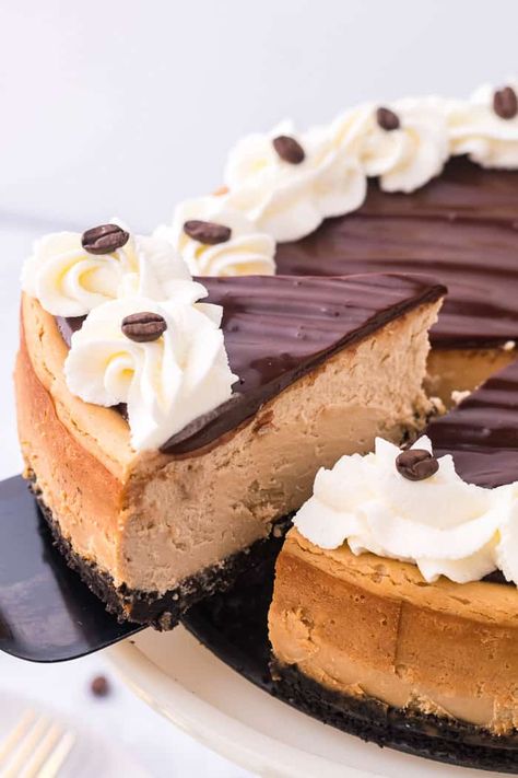 Mocha Cheesecake Recipe, Coffee Cheesecake Recipes, Chocolate Mocha Cheesecake, Cheesecake Flavours, Kahlua Cheesecake, Espresso Cheesecake, Mocha Cheesecake, Croissant Bread, Yummy Cheesecake