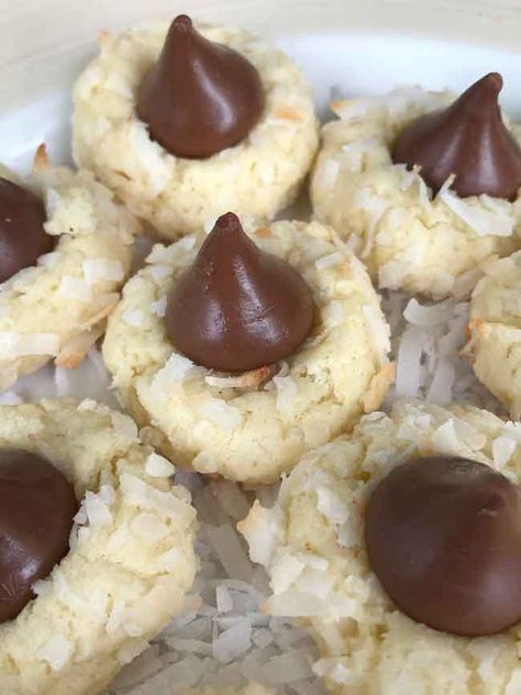 Coconut Cream Cheese Cookies, Hershey Kisses Recipes, Coconut Kisses, Kisses Cookies, Coconut Macaroon Cookies, Hershey Kiss Cookies, Truffle Recipes, Coconut Macaroons Recipe, Almond Joy Cookies