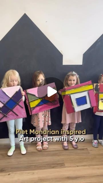 Art classes for kids on Instagram: "This time we made abstract paintings inspired by Dutch artist Piet Mondrian.
Kids loved this project❤️

Join our Art classes for 4-5 years old
Www.artbackyard.com
Active link in bio @art_backyard" Piet Mondrian For Kids, Mondrian Art For Kids, Mondrian Kids, Famous Artists For Kids, Art Classes For Kids, Mondrian Art, Art Teaching, Bio Art, Artists For Kids