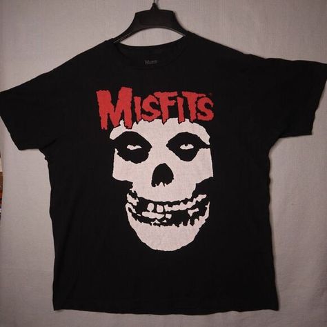 The Misfits T Shirt Men XL Black Crimson Ghost Skull Band Merch Tee Red Spellout Crimson Ghost, Merch Tee, Ghost Skull, The Misfits, Poly Mailer, Band Merch, T Shirt Men, Shirt Men, Take Care