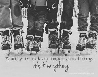 Family Camping Photography, Hockey Photography, Lac Moraine, Hockey Photos, Hockey Team Gifts, Hockey Girlfriend, Boys Hockey, Hockey Birthday, Trendy Family