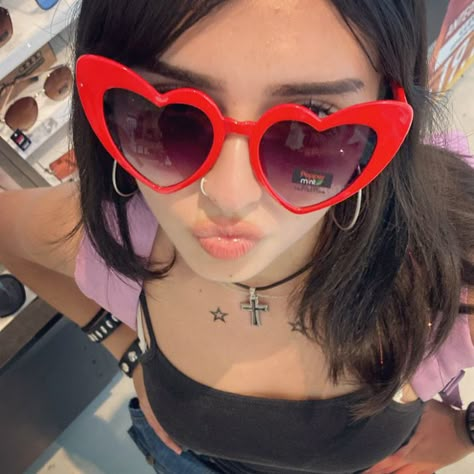 Heart Shaped Sunglasses Aesthetic, Lana Del Rey Vinyl, Big Friends, Edgy Accessories, Heart Glasses, Fashion Top Outfits, Shaped Sunglasses, Hearts Girl, Heart Shaped Sunglasses