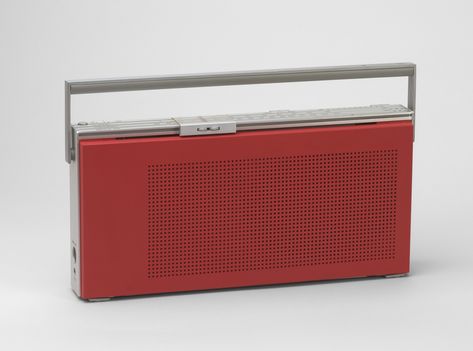 Jacob Jensen. Beolit 400 Portable Radio. 1971 | MoMA Jacob Jensen, Daniel Libeskind, Radio Design, Philip Johnson, Charles Rennie Mackintosh, Portable Radio, Old Radios, Bang And Olufsen, Electronics Design