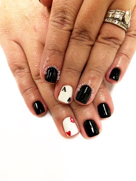 Vegas Trip Nail Ideas, Blackjack Nails Design, Vacation Nails Vegas, Las Vegas Pedicure Ideas, Nail Designs For Vegas Trip, Fun Nails For Vegas, Vegas Gel Nails Ideas, Nail Ideas For Las Vegas, Los Vegas Nails