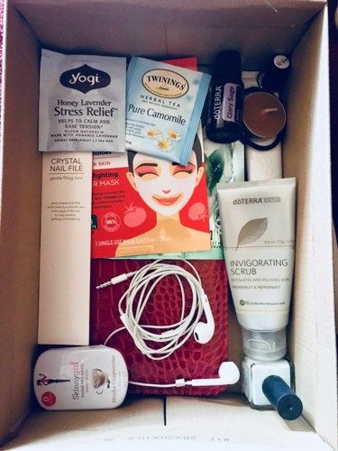 Diy Self Care, Taking Care Of Myself, Health Kit, Self Care Kit, Care Basket, Psychiatric Hospital, Support Groups, My Mental Health, Care Box