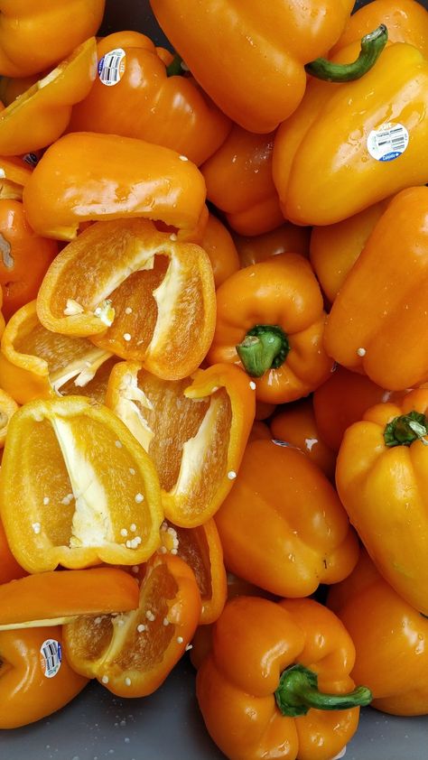 Bell Pepper Aesthetic, Peppers Aesthetic, Healthy Pepper Steak Recipe, Orange Foods, Almond Daughter, Recipes With Banana Peppers, Orange Bell Pepper, Pepper Steak Recipe, Stuffed Peppers Healthy