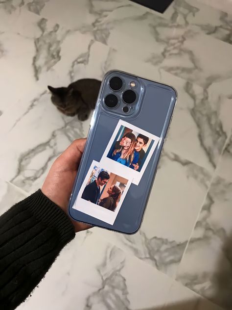 Couples Polaroid, Polaroid Case, Friends Phone Case, Cat Hug, Pretty Iphone Cases, Diy Phone, Diy Birthday Gifts, Diy Birthday, Some Pictures