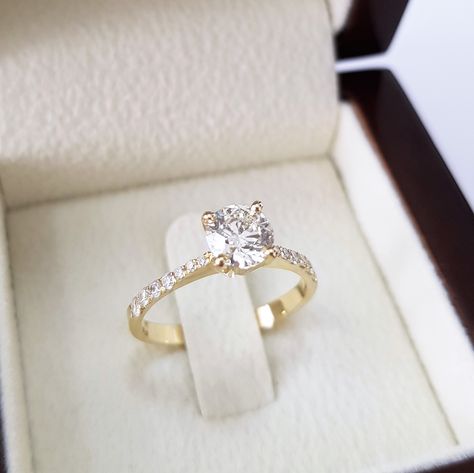 Half Pave Engagement Ring, Gold Proposal Rings, Pave Ring Engagement, Round Gold Engagement Rings, Tiffany Engagement Ring Gold, Yellow Gold Wedding Rings Simple, Tiffany Gold Engagement Ring, Engagement Rings Gold Round, Round Gold Engagement Ring