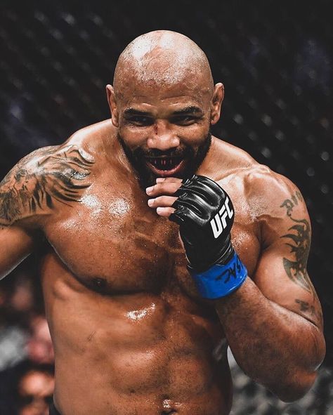 Fight Library on Instagram: “Tag your favorite fighter 👇 @yoelromeromma” Soldier Of God, Yoel Romero, Best Bodybuilder, Football Players Photos, Rumble In The Jungle, Meal Prep Clean Eating, Ufc Fighters, Mma Boxing, Martial Arts Workout