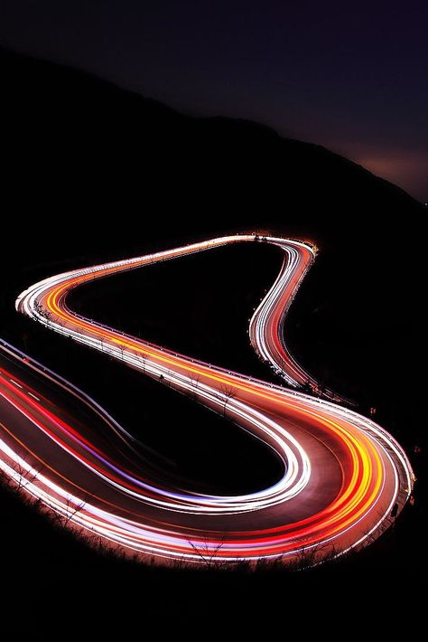 Path | 道路 | Chemin | путь | Sentiero | Camino | Dōro | Pasaje | проезд | Light Trail Photography, Light Streaks, Movement Photography, Shutter Speed Photography, Light Painting Photography, Night Time Photography, Double Exposition, Low Light Photography, Motion Photography