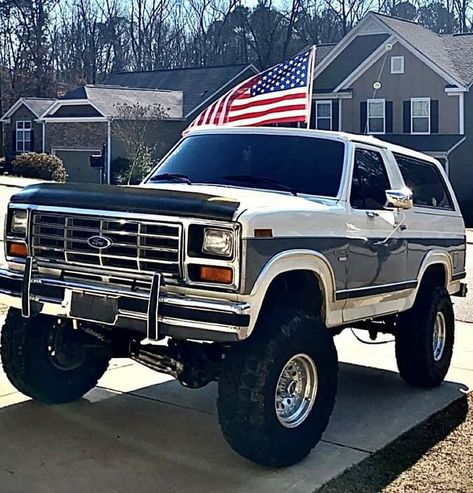 Lifted Bronco, 1986 Ford Bronco, Ford Bronco Lifted, Ford F150 Custom, Old Ford Bronco, 1979 Ford Bronco, Bronco Truck, Big Ford Trucks, Classic Bronco