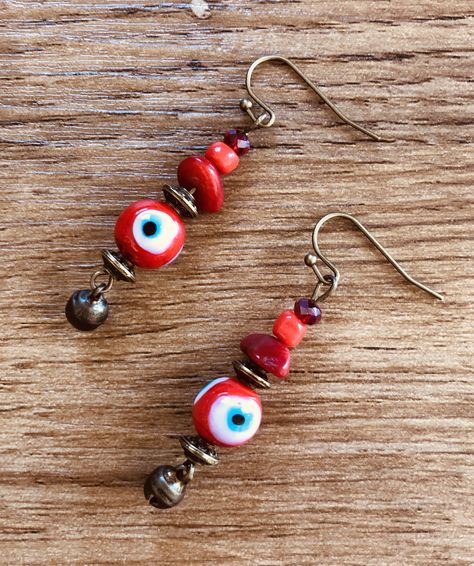 Evil Eye Bead Earrings, Witchy Projects, Evil Eye Jewelry Diy, Red Evil Eye, Ear Art, Evil Eye Earrings, Adult Crafts, Bracelet Ideas, Eye Earrings