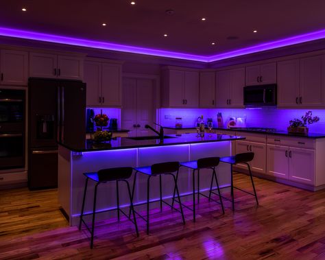 Led Apartment Kitchen, Led Kitchen Ideas, Led Light Apartment Aesthetic, Led Lights Interior Design, Kitchen Ideas With Led Lights, Led Light House Aesthetic, Cute House Decor Aesthetic, Led Kitchen Aesthetic, Kitchen Ideas Led Light