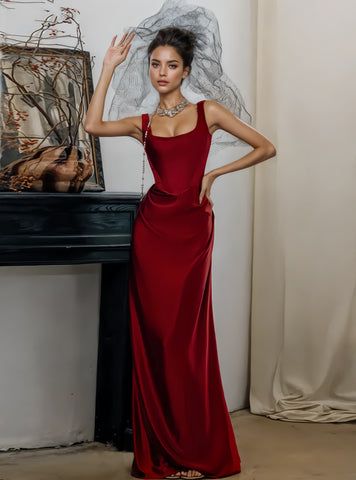 Ted Bridesmaid Dresses, Prom Minimalist Dress, Burgundy Gown Classy, Red Dress For Bridesmaid, Red Satin Dress Prom, Red Guest Wedding Dress, Maroon Birthday Dress, Red Burgundy Dress, Red Classy Prom Dress