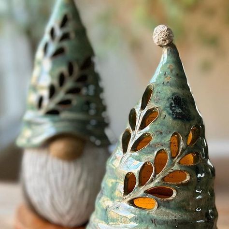 Pottery Gnomes, Ceramic Gnomes, Woodland Gnomes, Gnome Ceramic, Clay Gnomes, Whimsical Pottery, Clay Workshop, Pottery Christmas, Diy Air Dry Clay