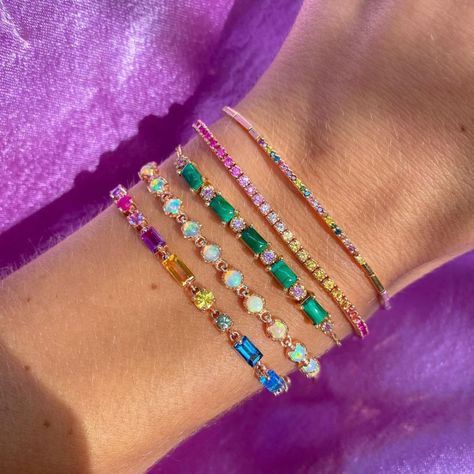 Cabochon Bracelet, Preppy Jewelry, Bracelets Handmade Diy, Rainbow Gemstones, Rainbow Jewelry, Gold Chain Jewelry, Rainbow Bracelet, Fitness Bracelet, Jewelry Lookbook